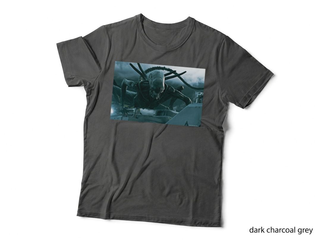 Alien 45th Anniversary Covenant Xenomorph Praetomorph Attack T-Shirt