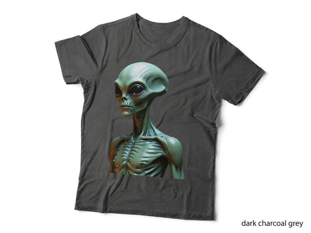 Highly Detailed 3D-Rendered Green Alien Black Eyes Skeletal T-Shirt
