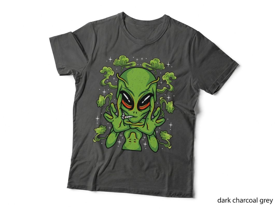 Marijuana Alien Smoking Joint Smoke Green Alien Marijuana T-Shirt